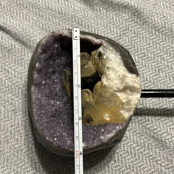 Amethyst On Base